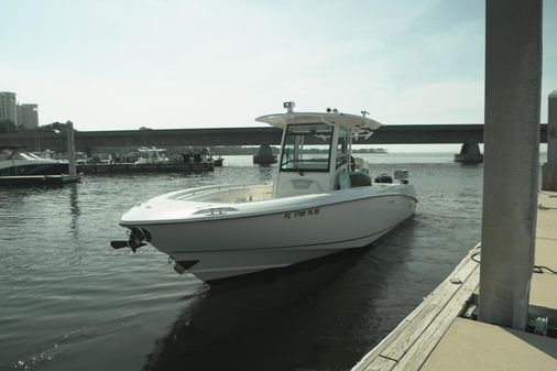 Boston Whaler 320 Outrage image