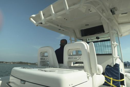 Boston Whaler 320 Outrage image