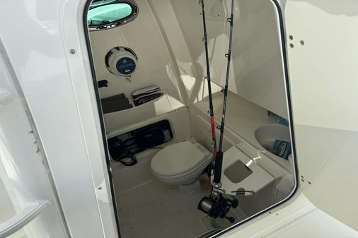 Boston Whaler 320 Outrage image