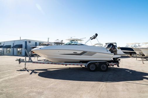 Sea-ray 240-SUNDECK-OUTBOARD image