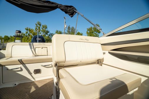 Sea-ray 240-SUNDECK-OUTBOARD image