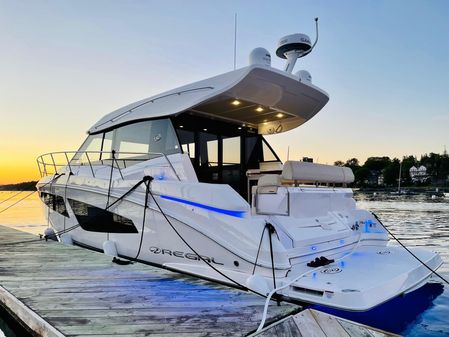 Regal 42 Grande Coupe image