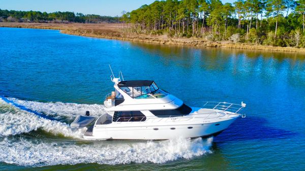 Carver 460 Voyager