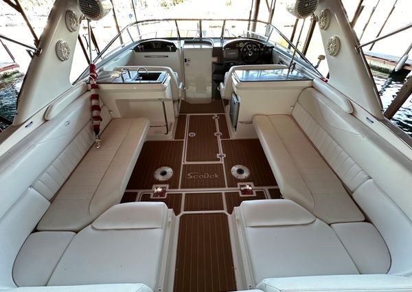 Regal 3350 Sport Cruiser image