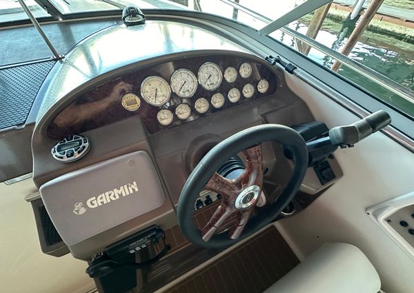 Regal 3350 Sport Cruiser image