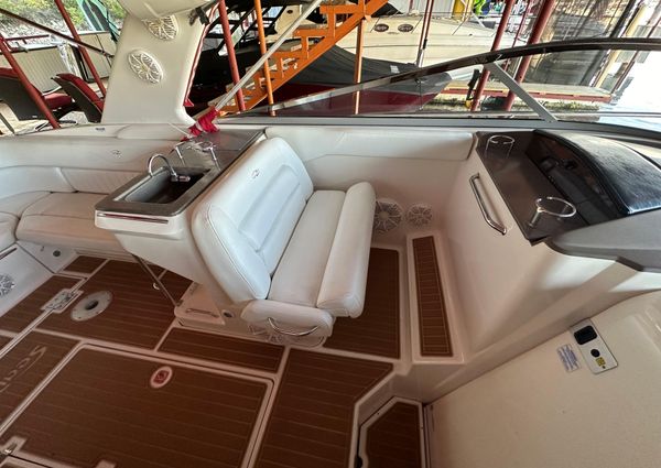 Regal 3350 Sport Cruiser image