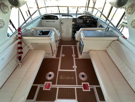 Regal 3350 Sport Cruiser image