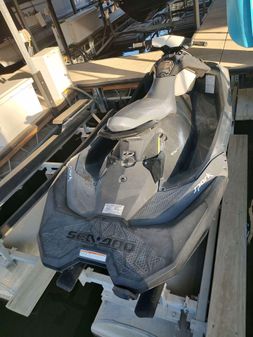 Sea-doo SPARK-2UP image