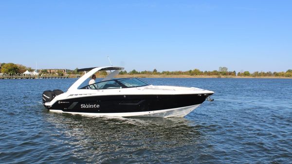 Cruisers Yachts 338 CX OB
