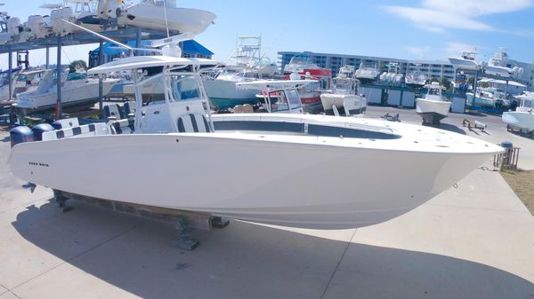 Cape Horn 36XS
