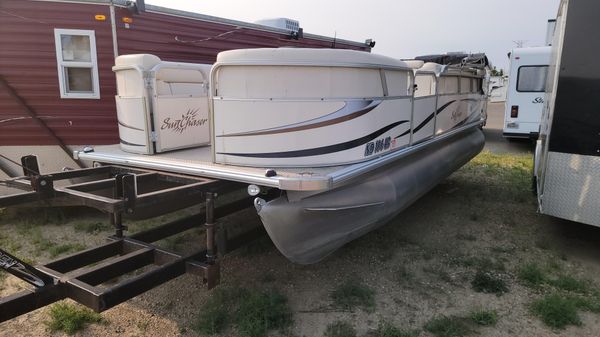 SunChaser 820