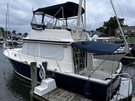 Sabre 34 flybridge image