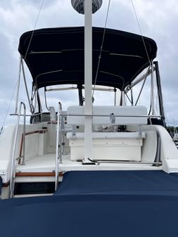 Sabre 34 flybridge image