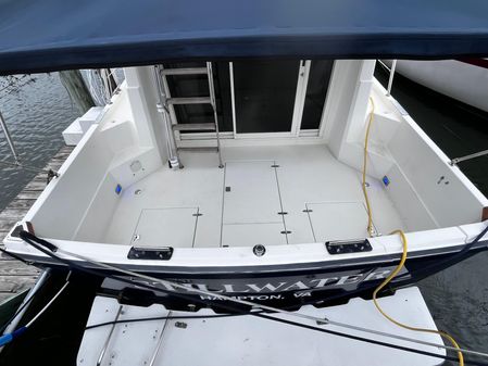 Sabre 34 flybridge image