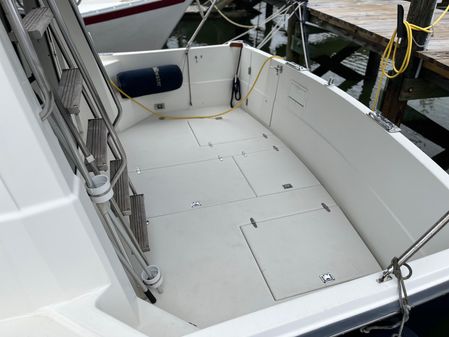 Sabre 34 flybridge image