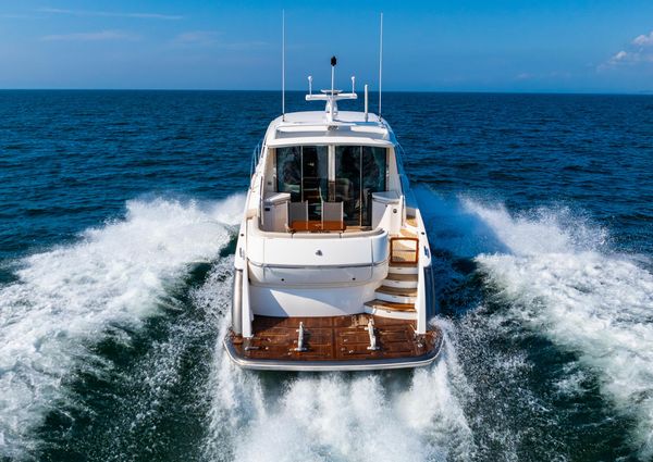 Tiara Yachts 5800 Sovran image