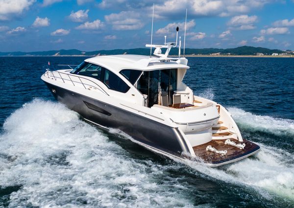 Tiara Yachts 5800 Sovran image