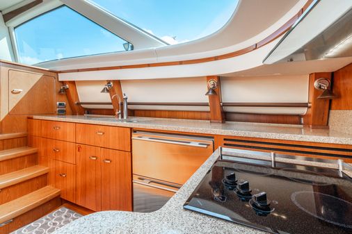 Tiara Yachts 5800 Sovran image