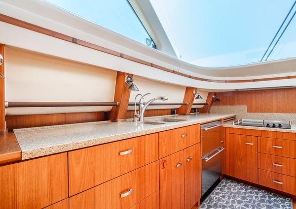 Tiara Yachts 5800 Sovran image