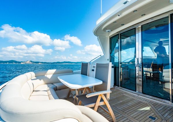 Tiara Yachts 5800 Sovran image