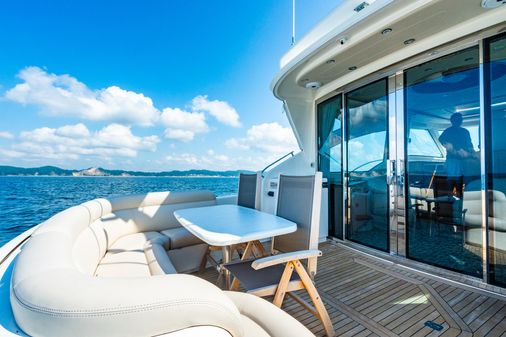 Tiara Yachts 5800 Sovran image