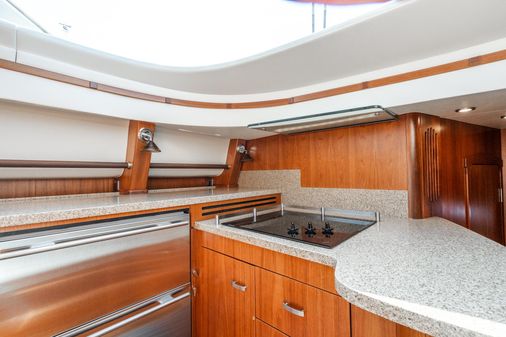 Tiara Yachts 5800 Sovran image