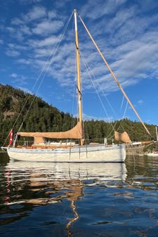 Falmouth Cutter 34 / Lyle Hess image