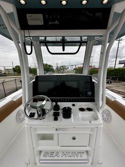 Sea Hunt Gamefish 30 image