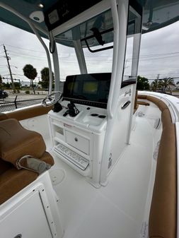 Sea Hunt Gamefish 30 image