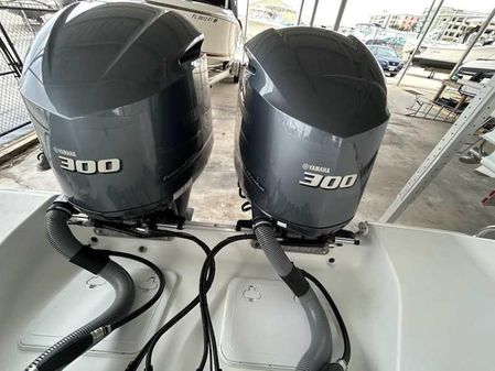 Sea Hunt Gamefish 30 image