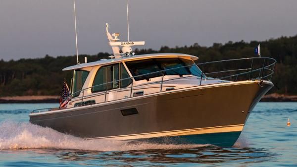Sabre 43 Salon Express 