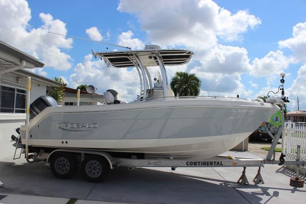 Robalo R222 Explorer - main image