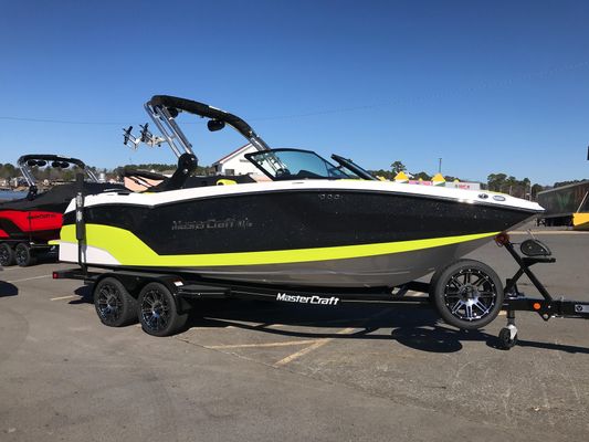 Mastercraft NXT22 - main image