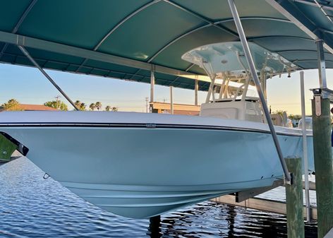 Sea-born LX26-CENTER-CONSOLE image