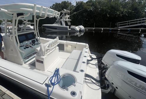 Sea-born LX26-CENTER-CONSOLE image