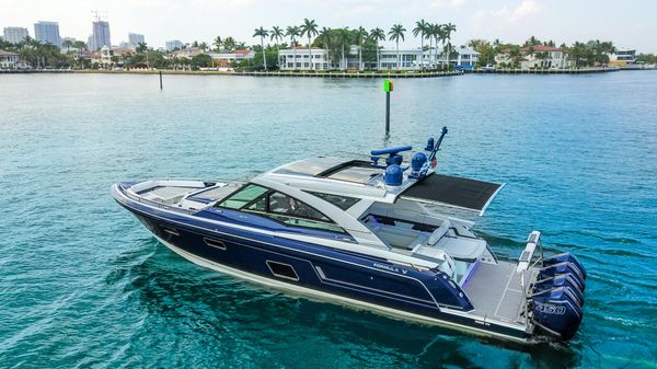 Formula 430 Super Sport Crossover 
