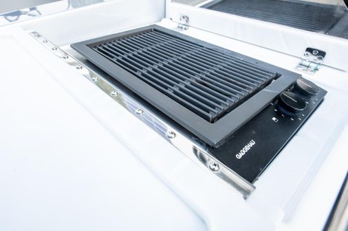 Formula 430 Super Sport Crossover image