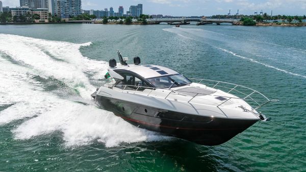 Sunseeker Predator 57