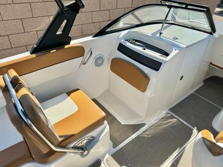 Bayliner VR6-BOWRIDER-I-O image