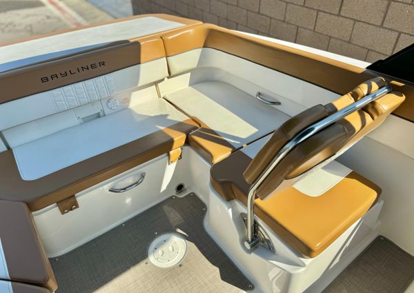 Bayliner VR6-BOWRIDER-I-O image