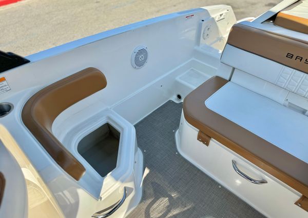 Bayliner VR6-BOWRIDER-I-O image