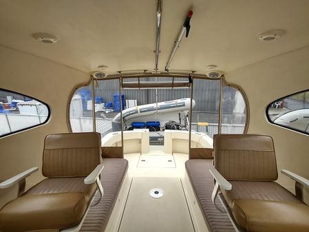 Mainship 30 Pilot II Sedan image