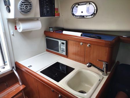 Mainship 30 Pilot II Sedan image