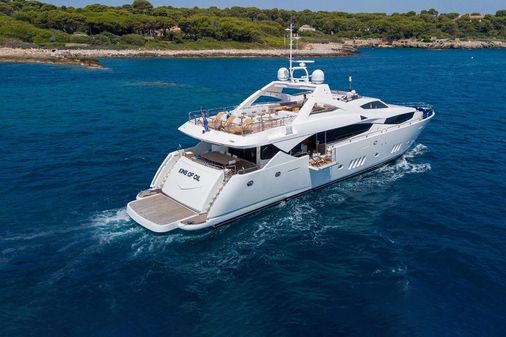 Sunseeker 34 Metre Yacht image