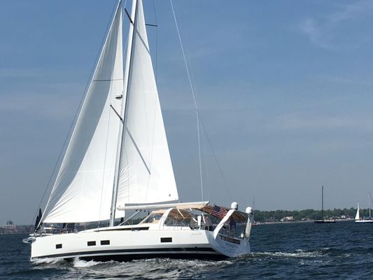 Beneteau Oceanis 55 - main image