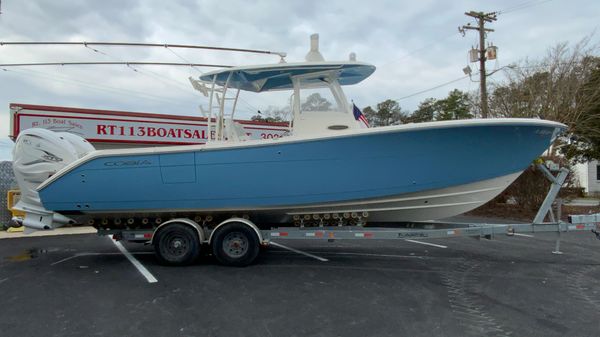 Cobia 320 CC 