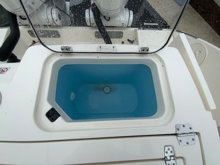 Cobia 320 CC image