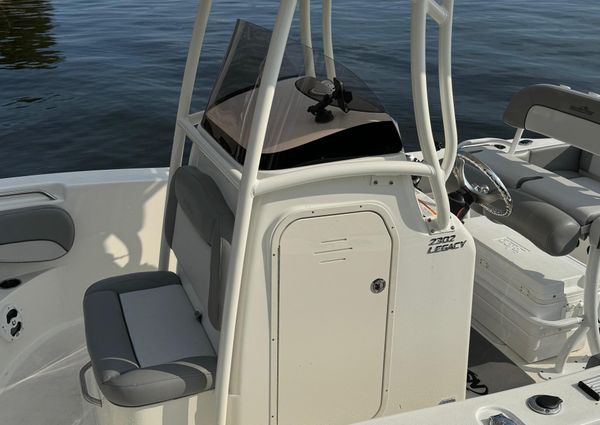 NauticStar 2302 Legacy image