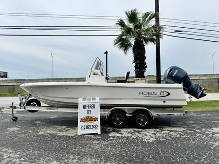 Robalo 226-CAYMAN image