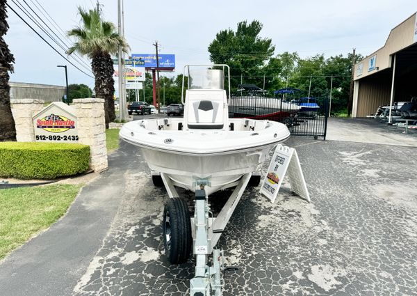 Robalo 226-CAYMAN image